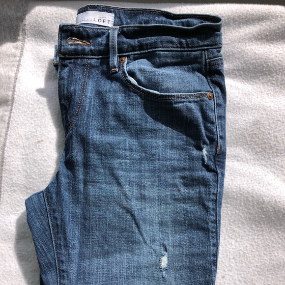 Ann Taylor Loft Relaxed Skinny jeans - Picture 1 of 6